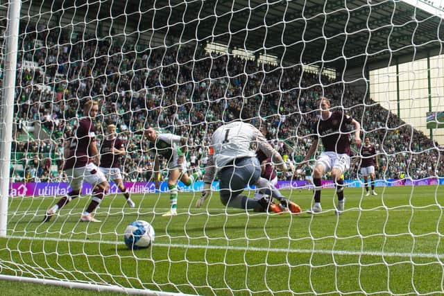 Hibs returnee Martin Boyle turns home his last-gasp equaliser in the 1-1 draw with Hearts at Easter Road. (Photo by Alan Harvey / SNS Group)