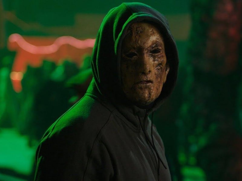 When a masked serial killer enters an amusement park, everyone is plunged into danger in this slashes flick starring Tony Todd (Candyman) that has a whopping 28 jump scares.