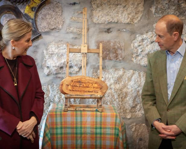 Their Royal Highnesses unveiled a plaque commemorating their visit