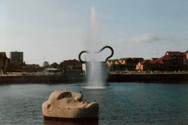 The Floating Head sculpture was commissioned for the Glasgow Garden Festival in 1988.