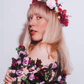 Award-winning comedian and storyteller Kate-Lois Elliott