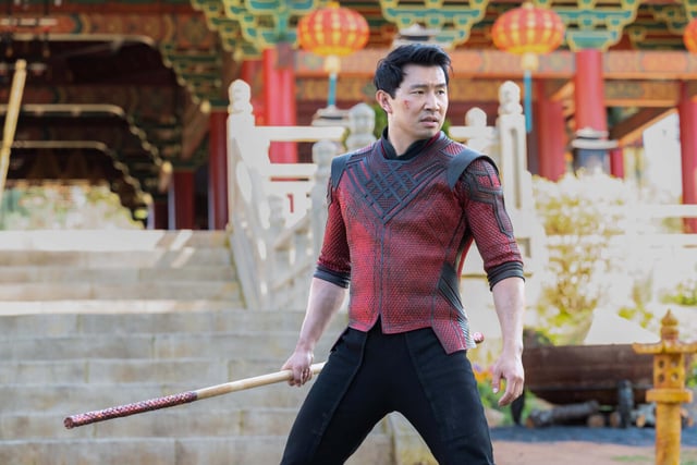 One of the most recent additions to the MCU, Shang-Chi and the Legend of the Ten Rings starred Simu Liu as the first Asian superhero in the MCU. Scoring 91%, the movie has been applauded for its stunning visual effects as it explores elements of Chinese mythology against the superhero backdrop.