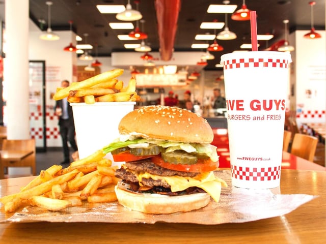 Five Guys is a US-style fast food burger joint serving quality Scottish beef. For vegetarians, customers can take away a meal for £8.95, combined with £4.00 for a main and the unusually higher price of £4.95 for the average side.