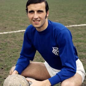 Former Rangers and Scotland defender Ronnie McKinnon has died at the age of 83.