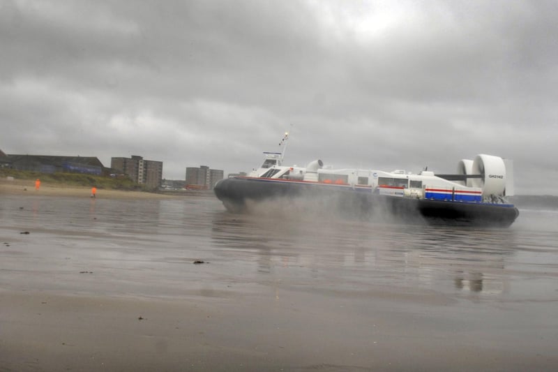 The hovercraft lands at Seafield in Kirkcaldy