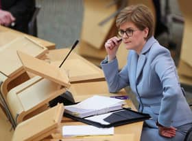 First Minister Nicola Sturgeon has pledged to publish the outcomes of misconduct investigations into ministers.