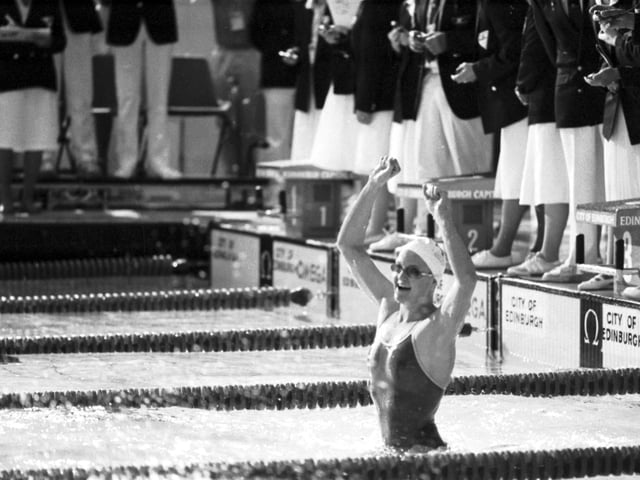 Scotland's Ruth Gilfillan breaks the Scottish record (but finishes fifth overall) in the 400m freestyle swimming at the Edinburgh Commonwealth Games 1986.