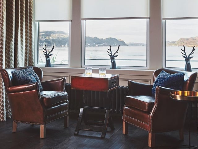 Occupying a stunning location with sea views on the esplanade in Oban, No.26 By The Sea has a garden, a shared lounge, a terrace and even a picnic area where you can enjoy alfresco dining with your pooch. There's also a bar and free WiFi.