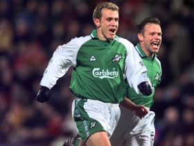 19/12/99 SPL
HEARTS v HIBERNIAN (0-3)
TYNECASTLE - EDINBURGH
Franck Sauzee celebrates alongside Hibernian team-mate John Hughes.