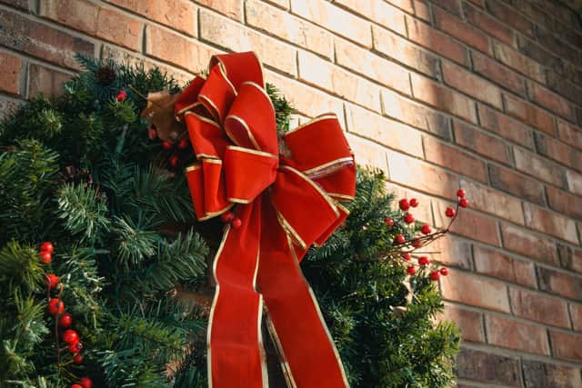 All of the Christmas wreaths at the store on Falkirk road were reported as stolen (Photo: Jonathan Meyer, Pexels).