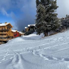 VIP SKI luxury holiday for Snowmads