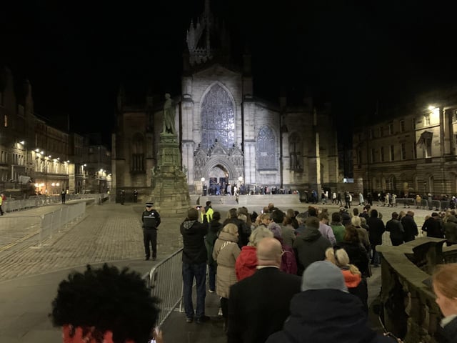 People in Edinburgh queueing to pay their respects to the Queen as she lies in state at St Giles' Cathedral. Picture date: Tuesday September 13, 2022.