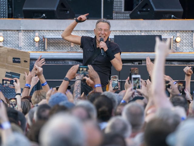 Springsteen finished his main set with one of his best-known songs - 'Thunder Road'.