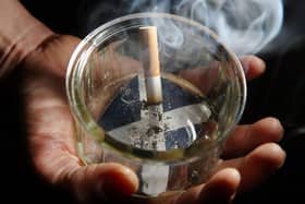 The Scottish Government has been accused of "running out of puff" in efforts to tackle smoking as figures show a target for the number of Scots quitting was missed last year.