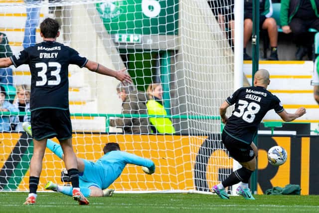 Hibs goalkeeper David Marshall makes a big save to deny Celtic's Daizen Maeda. (Photo by Craig Williamson / SNS Group)