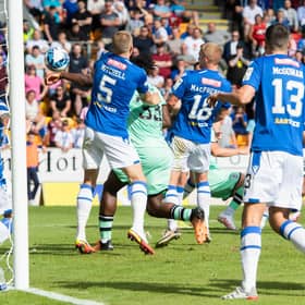 Hibs score late to take the points at St Johnstone.