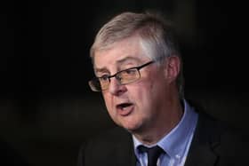 First Minister of Wales Mark Drakeford is looking fore the UK to take a joined up approach to dealing with COVID-19 over the festive season