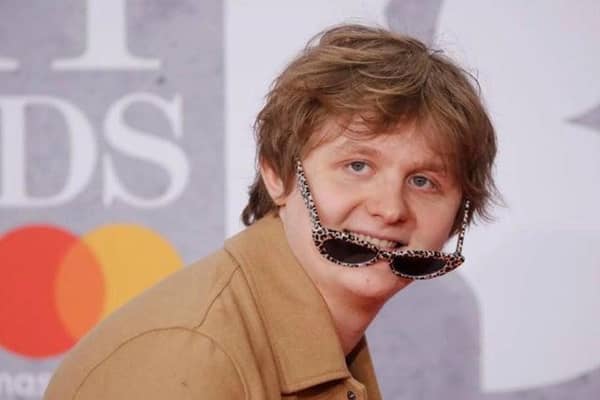 West Lothian singer Lewis Capaldi will perform live for the first time in almost two years this weekend in Abu Dhabi.