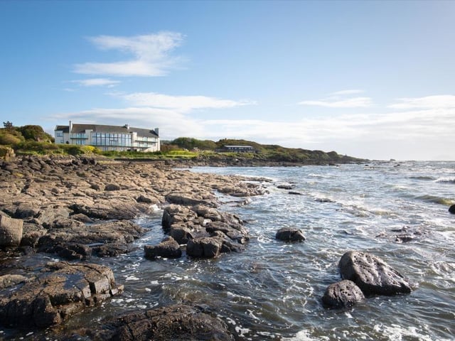 Stunning coastal location.