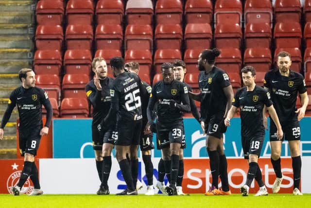 Livingston continued their superb form with a 2-0 win over Aberdeen.