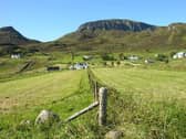 Bha oifigearan na seirbheis catharra gu mòr an aghaidh na molaidhean son siostam riaghlaidh na croitearachd atharrachadh