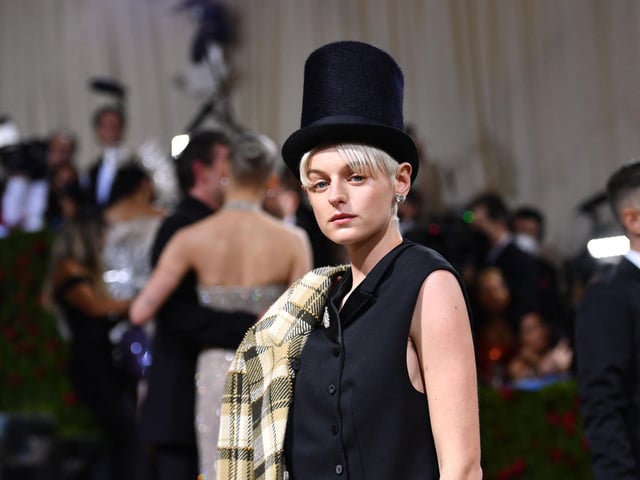 English actress Emma Corrin arrives for the 2022 Met Gala at the Metropolitan Museum of Art Photo by ANGELA WEISS/AFP via Getty Images