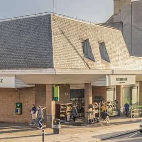 The building housing the busy Waitrose branch in Morningside, Edinburgh, has changed hands.