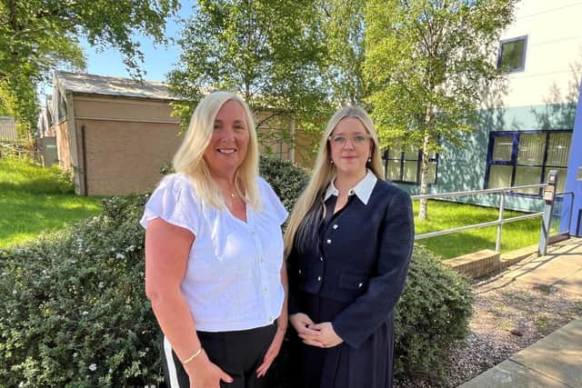 Team: Louise McLaren (l) and Kimberley Mackay.