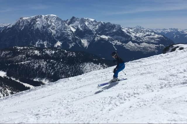 Spring skiing at Tauplitz, with Grimming in the background