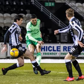 Celtic's Tom Rogic opens the scoring in the 4-0 win over St Mirren (Photo by Craig Williamson / SNS Group)