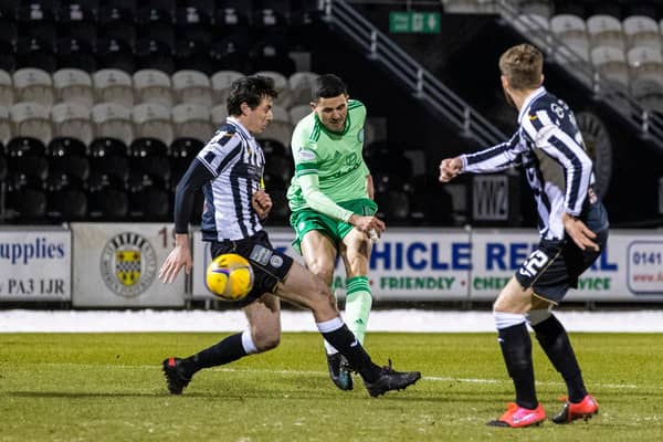 Celtic's Tom Rogic opens the scoring in the 4-0 win over St Mirren (Photo by Craig Williamson / SNS Group)