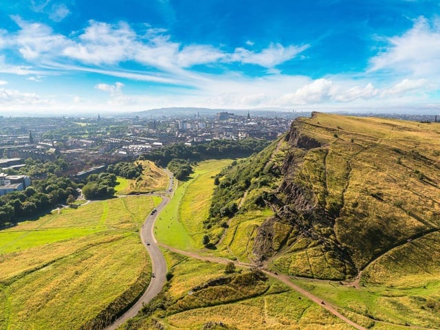 Including the volcanic Arthur's Seat and Salisbury Crags, Holyrood Park offers numerous walking trails, lochs, archaeological sites, and some of the best views of Edinburgh and the Firth of Forth. mojomo said: "Absolutely beautiful green oasis in the historical bustling city of Edinburgh. Lovely walking trails leading up and around the volcanic formation of Arthur’s Seat. Iconic views."