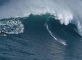 Ben Larg surfing Nazaré PIC: @yurikodavidphotography