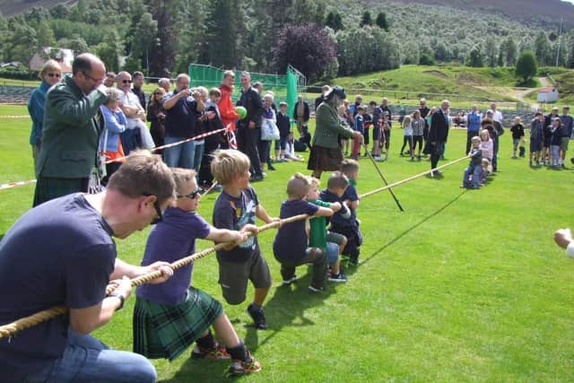 The packed programme includes tug o’ war. (Pic:John Macpherson)