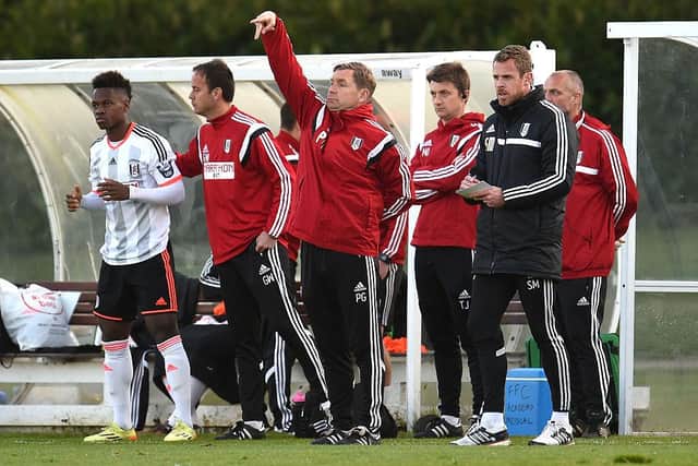 Head Coach of Fulham U21 Peter Grant gives instructions during the Barclays U21 Premier League International Cup Semi Final match between Fulham U21 and FC Porto U21 in 2015. (Photo by Tom Dulat/Getty Images)