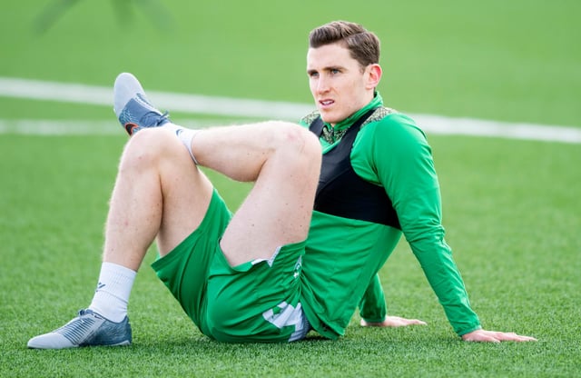 Hibs defender Paul Hanlon knows the importance of getting off to a bright start when the new season kicks off. Photo by Mark Scates / SNS Group