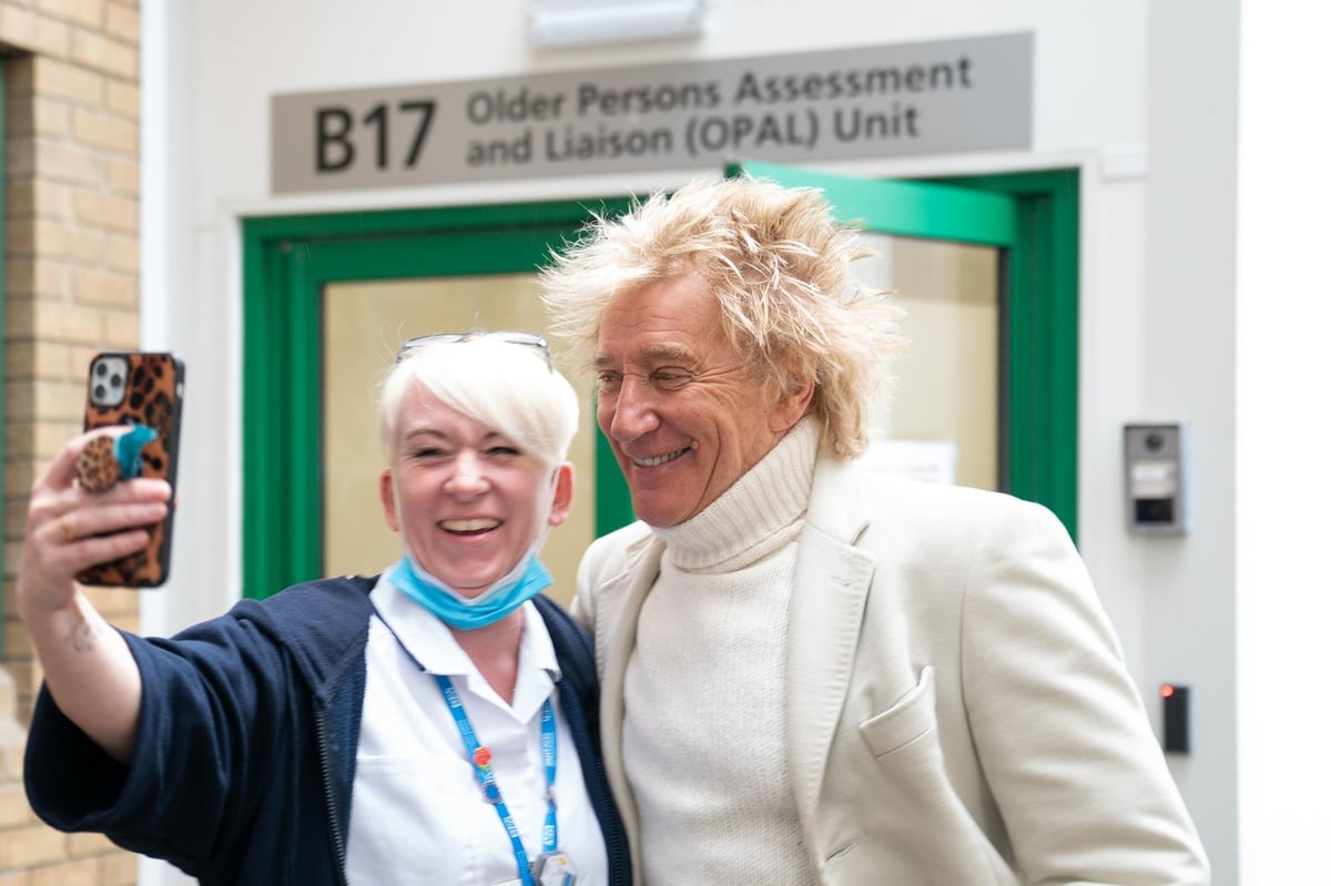 'We’ve got to sort this out, really' Sir Rod Stewart pays for NHS patients’ scans