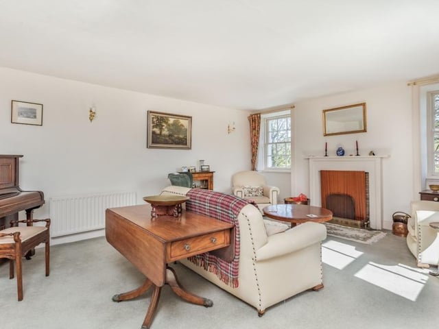 Oldany Lodge - drawing room.