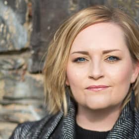 Poet and spoken word performer Jenny Lindsay 