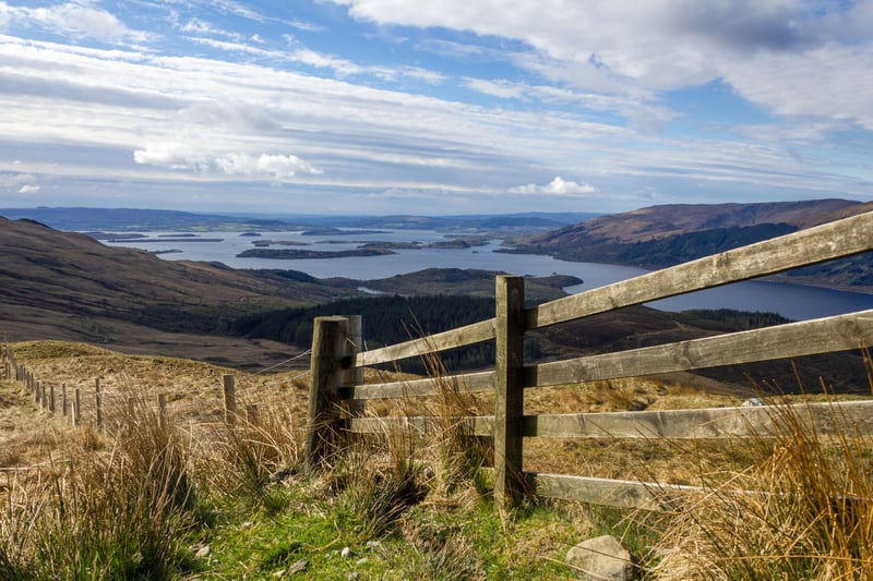 Just 90 minutes from Glasgow, with a clear path taking right to the summit and stunning views of Loch Lomond, it's no wonder Ben Lomond is one of the most popular Munro walks in Scotland.