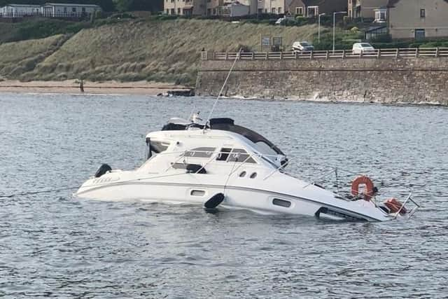 The boat starts to sink off Pettycur (Pic: Kinghorn RNLI)