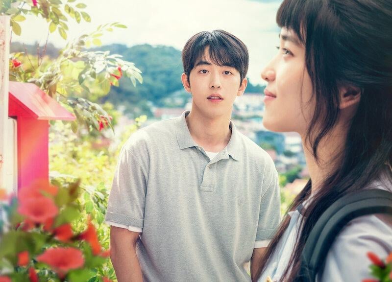 In an era when teen dreams seem too far out of reach, a young fencer follows her heart and meets a man who is determined to rebuild his life. Written by Kwon do-eun, Twenty One Twenty Five is one of the highest-rated dramas in Korean cable television history. If you're looking for something with a big heart and a feel good tale, this is the series for you.