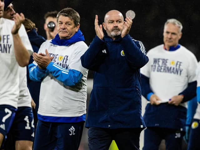 Scotland manager Steve Clarke applauds fans at full time after the 3-3 draw with Norway at Hampden. (Photo by Alan Harvey / SNS Group)