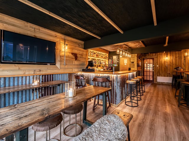 The lodge has its own bar which can be filled with favourite wines, spirits and soft drinks.