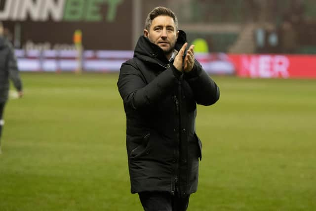 Hibs boss Lee Johnson hailed an "outstanding" team performance. (Photo by Paul Devlin / SNS Group)