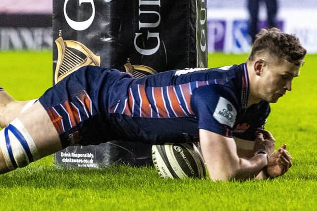 Magnus Bradbury scores a second half try for Edinburgh against Glasgow Warriors. Picture: Ross Parker / SNS