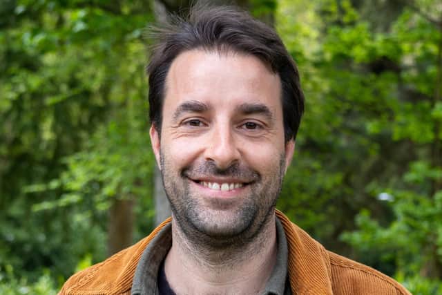 Dr Pedro Mendonca is an expert in employment matters