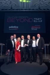 Bob Garmory Director The Purvis Group wins Palletline's Charity Award.