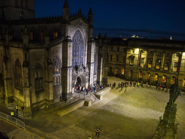 St Giles' Cathedral at dusk as members wait to get a glimpse of the Queen's coffin