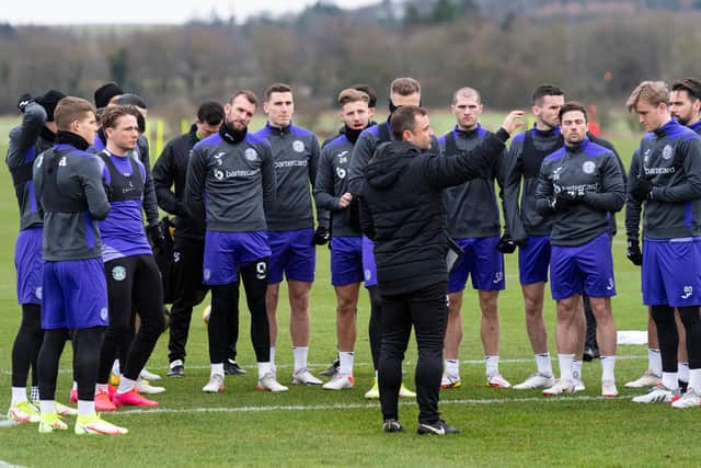 Shaun Maloney addresses his Hibs squad in training ahead of the match against Celtic.